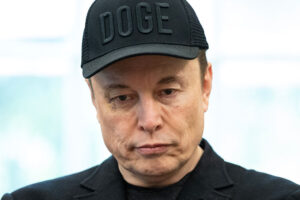 Phony Stark AKA Elon Musk Accuses New York Times of “Anti-Whiteness,” Wants To Know Why The B In Black Is Capitalized