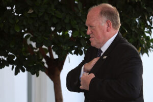 Bribery Czar : Tom Homan Recorded Allegedly Accepting $50K For Government Contracts, Trump DOJ Sweeps It Under The Rug