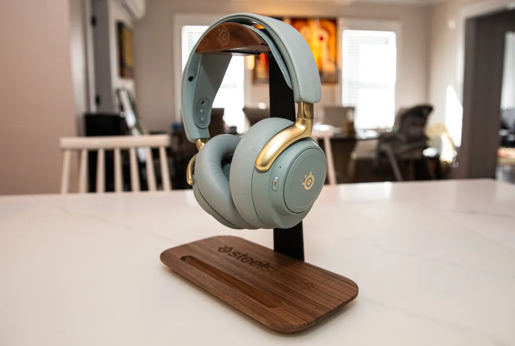 SteelSeries Arctis Nova Elite Review: Worth Every Penny!