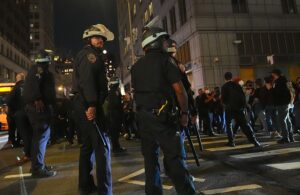 ICE Raids Canal Street In Manhattan, New Yorkers Push Back