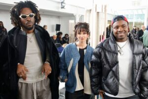 YesJulz Says A VIP Kicked Her Off Their Private Plane In Poland, People Are Saying It Was Ye