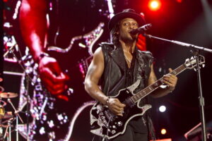 D’Angelo Fondly Remembered During Star-Studded Funeral In Virginia