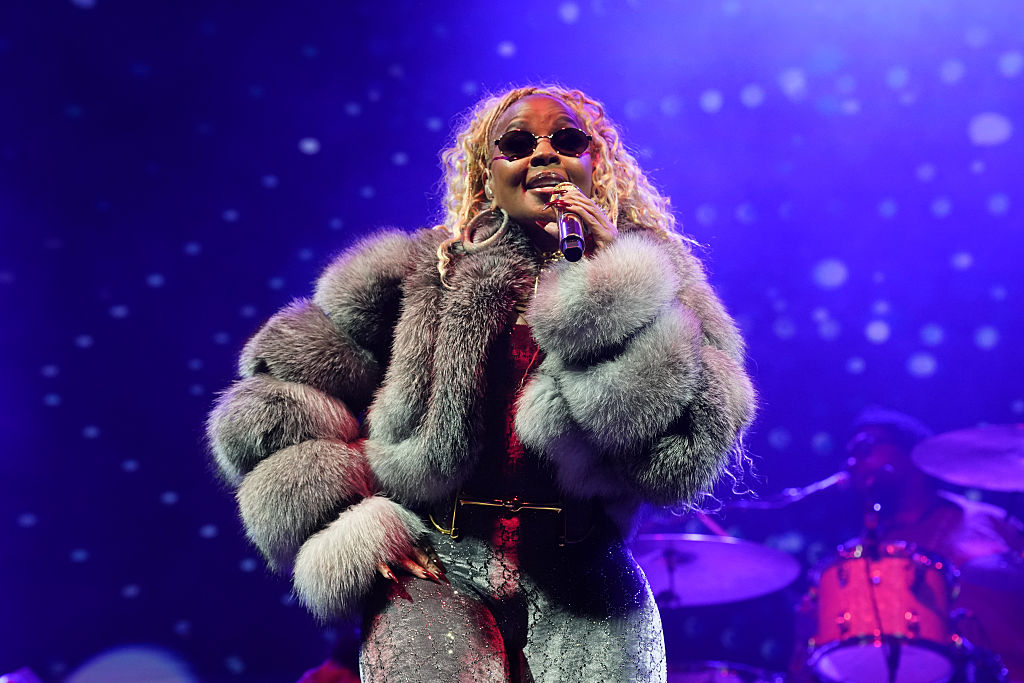 Mary J. Blige “Shocked” Over D’Angelo, Angie Stone Dying